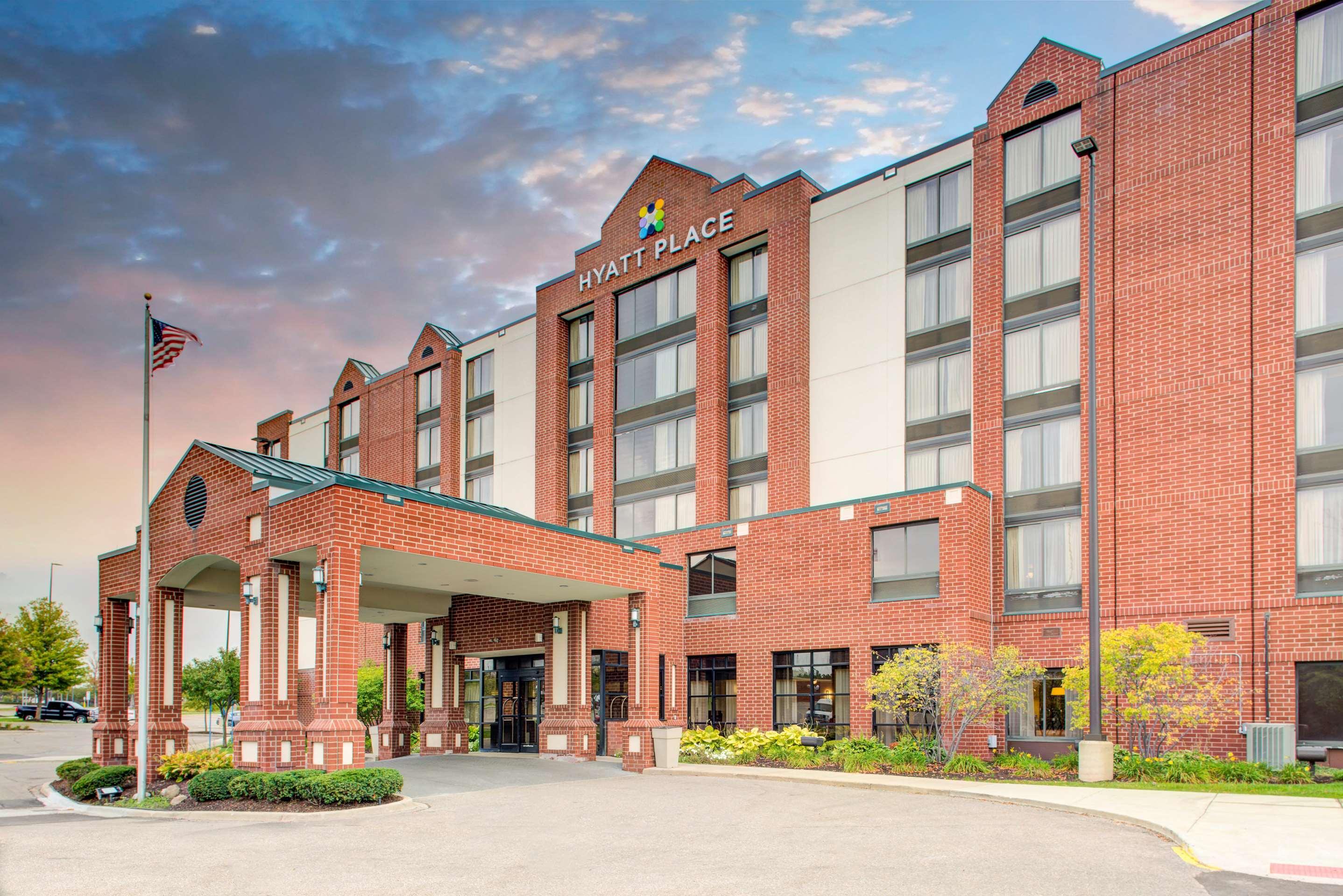 Hyatt Place Detroit/Ливония Екстериор снимка