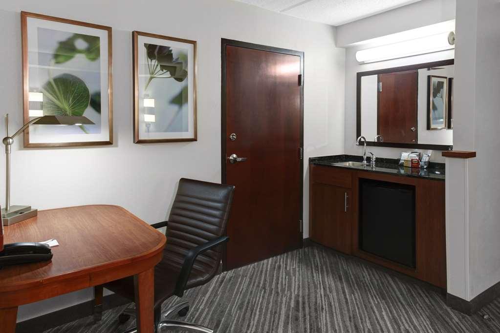 Hyatt Place Detroit/Ливония Стая снимка