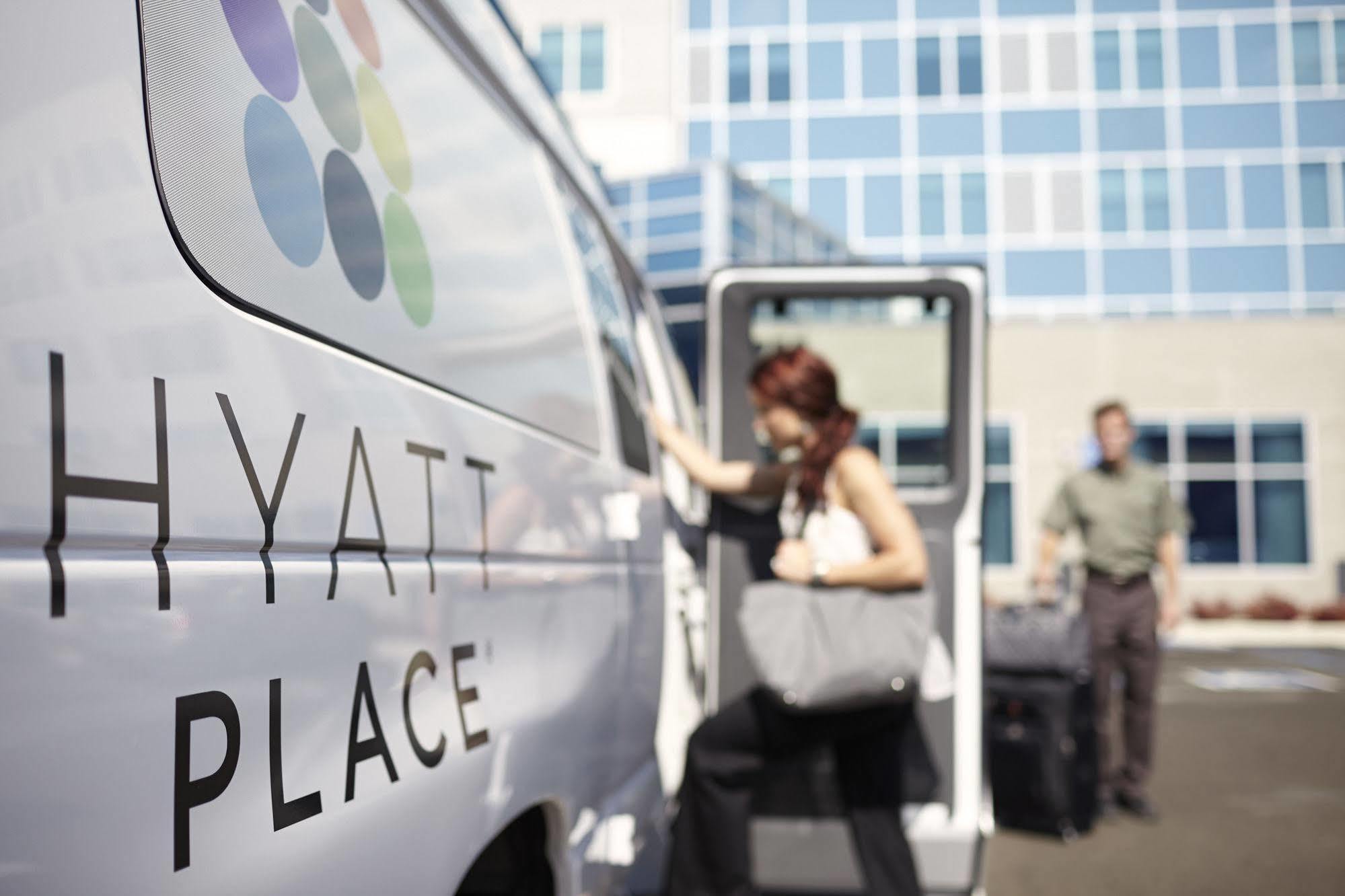 Hyatt Place Detroit/Ливония Екстериор снимка